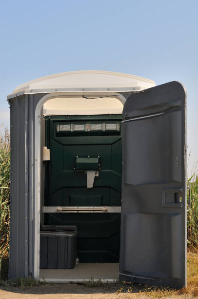 Professional porta potty rental in Aptos Hills Larkin Valley, CA